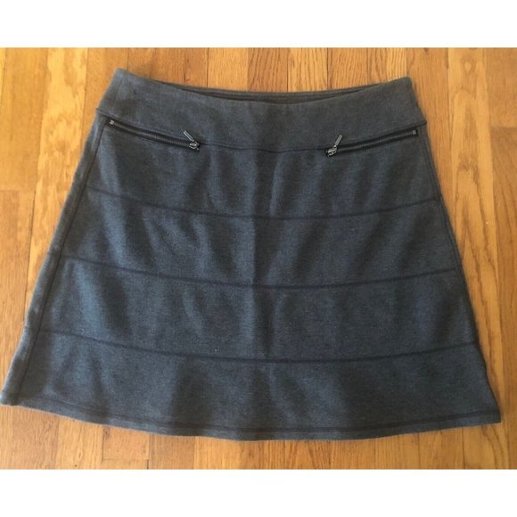 Athleta Dresses & Skirts - Athleta Womens Size Large Gray A-Line Skirt Zip Pockets Stretch